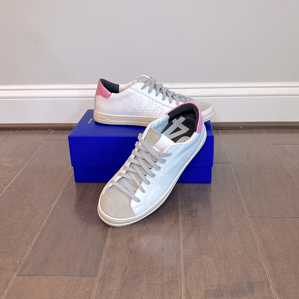 P448 John sneakers, like new